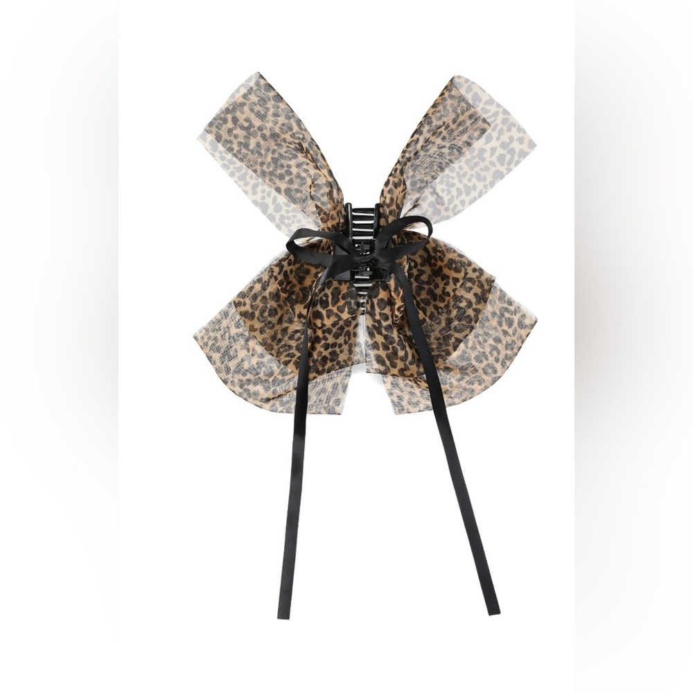 No Boundaries Leopard‎ Print Oversized Bow Claw Clip NWT